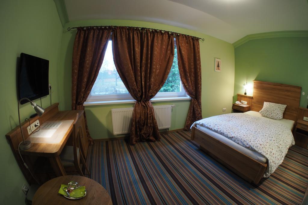 Stelinger Hof Hotel Muenkel Garbsen Esterno foto